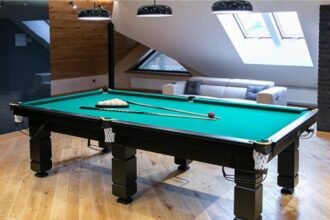 більярдний стіл
