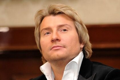 басков