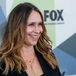 дженнифер лав хьюитт